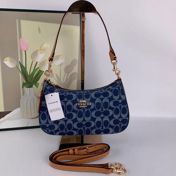 NWT Coach Teri Shoulder Bag in Signature Denim – Natural (CAF82)
