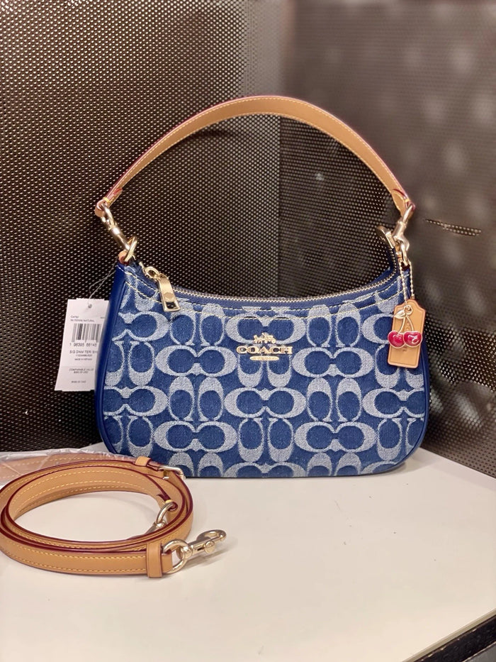 Coach CAF82 Denim/Natural Teri Shoulder Bag Signature Denim Outlet