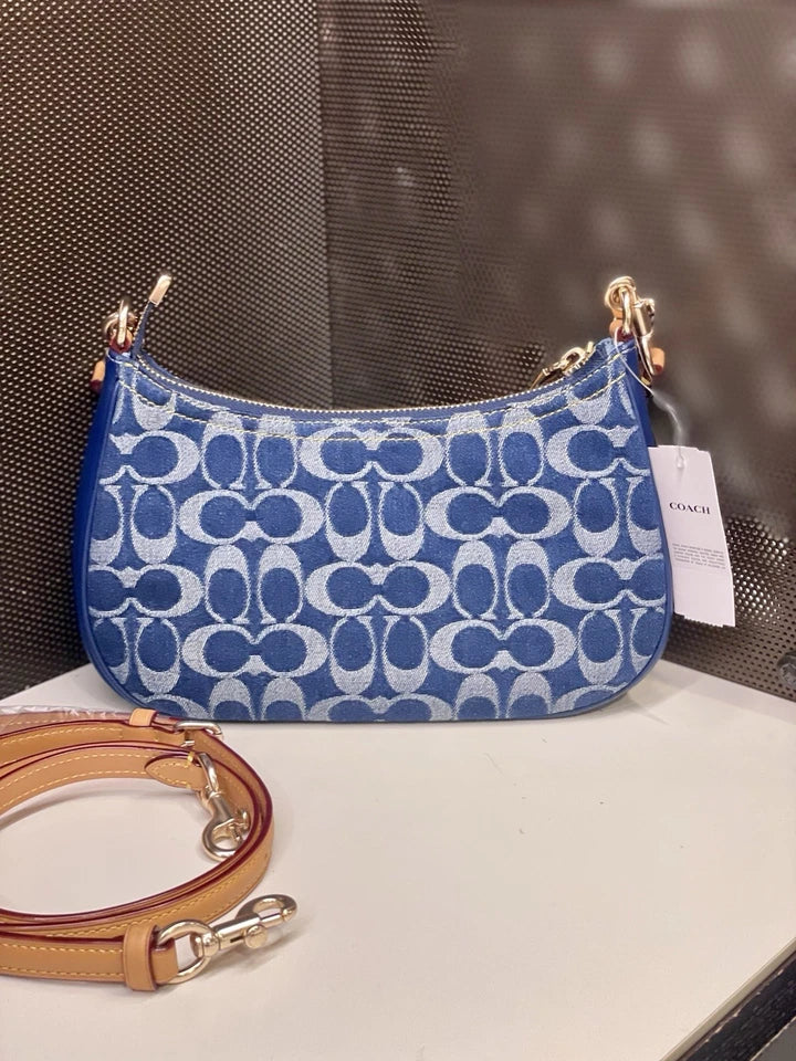 Coach CAF82 Denim/Natural Teri Shoulder Bag Signature Denim Outlet