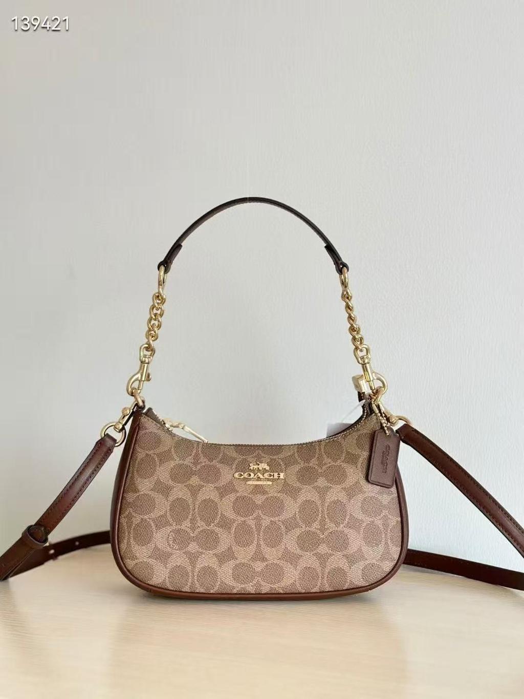 NWT Coach Teri Shoulder Bag In Signature Canvas CV933
